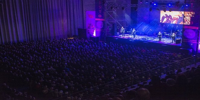 El espectáculo “Cristo. Pasión y Esperanza” reúne a 2.000 personas en el Pabellón Juan Carlos I