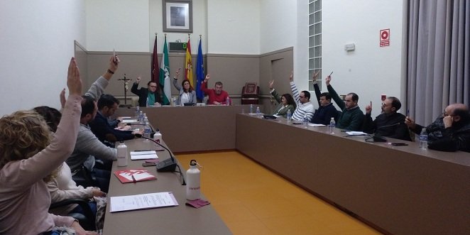 El Pleno aprueba solicitar subvenciones por valor de 760.000 euros para arreglo de caminos