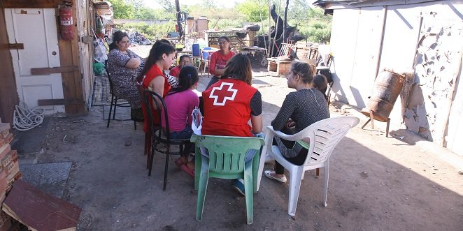 Cruz Roja presta apoyo a más de 1.300 personas en asentamientos de inmigrantes en la provincia de Córdoba