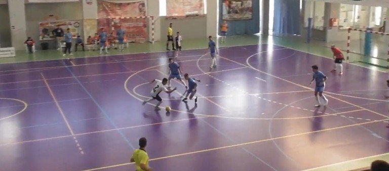 Atlético Baenense y ‘Apaga y Vámonos’ se juegan la Liga este sábado en un duelo “trascendental” en el ‘Juan Carlos I’