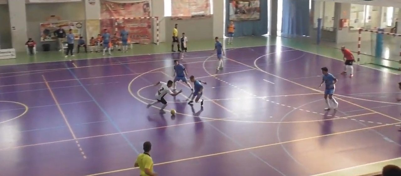 Atlético Baenense y ‘Apaga y Vámonos’ se juegan la Liga este sábado en un duelo “trascendental” en el ‘Juan Carlos I’