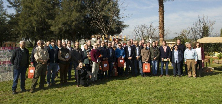 Diputación entrega a agricultores y ayuntamientos más de 8.000 lotes de semillas de variedades hortícolas locales