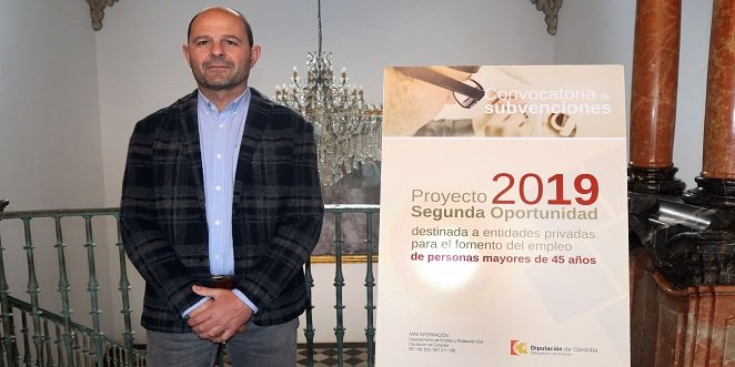 La Diputación de Córdoba fomenta la contratación de personas mayores de 45 años