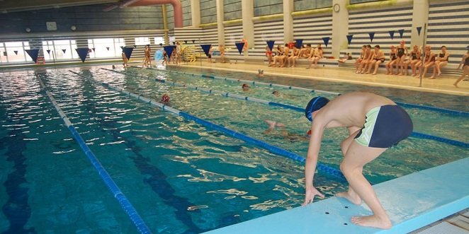 Deportes da a conocer el protocolo de seguridad para la reapertura de la piscina cubierta y el pabellón