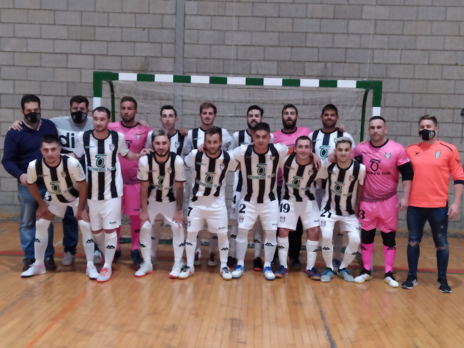 El Atco. Baenense supera con comodidad por 9-4 a la UD Maracena y se coloca ya como líder en solitario