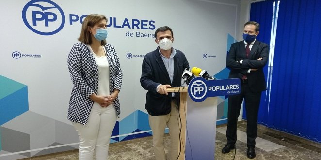 El PP andaluz muestra su apoyo a sus concejales en Baena ante el anuncio de una moción de censura