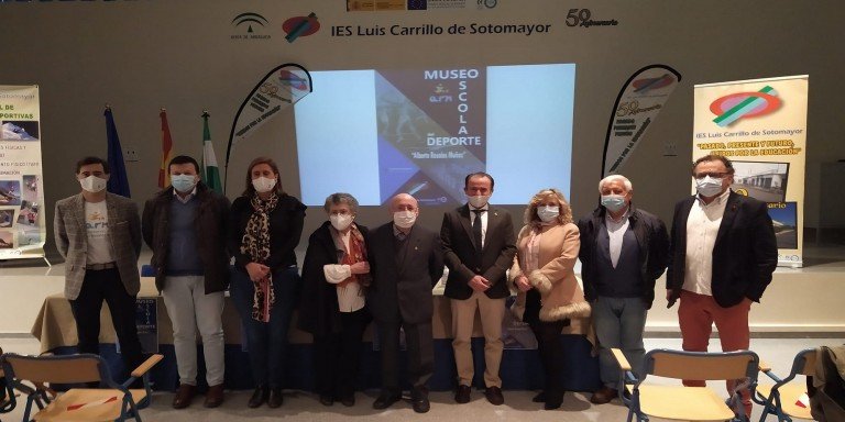 El IES Luis Carrillo de Sotomayor inaugura el Museo Escolar del Deporte ‘Alberto Rosales Muñoz’