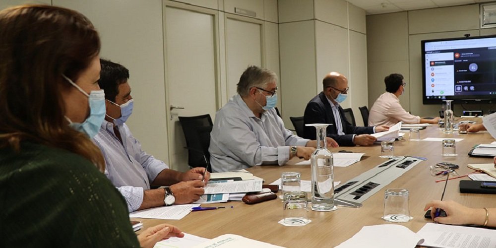 Rechazo unánime de la Junta y el sector agrario al proyecto de real decreto de transición de la PAC