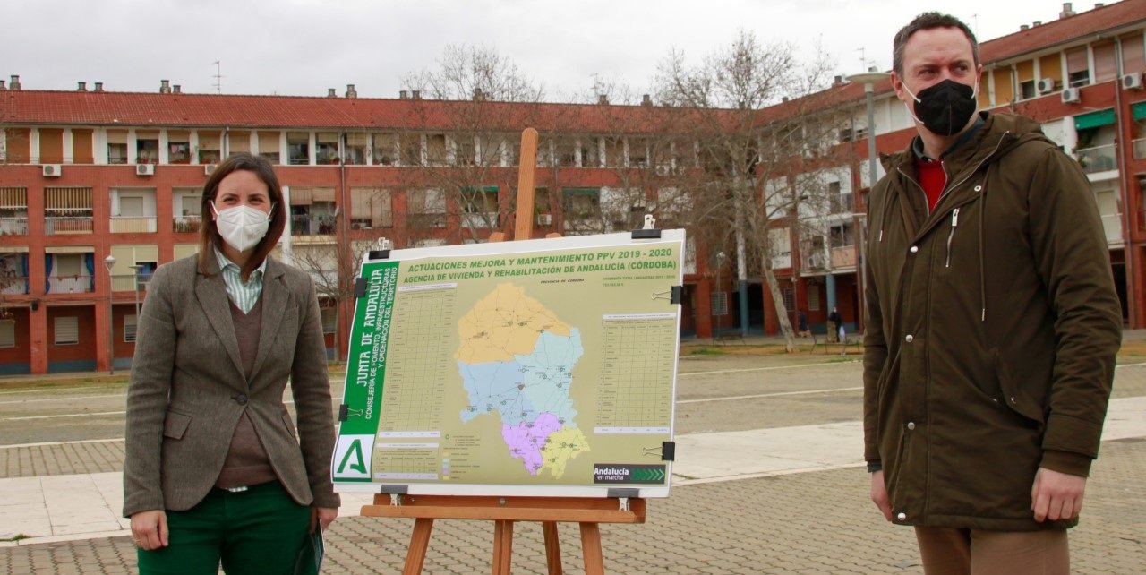 La Junta invierte más de 800.000 euros en obras de mantenimiento y conservación del parque público de viviendas