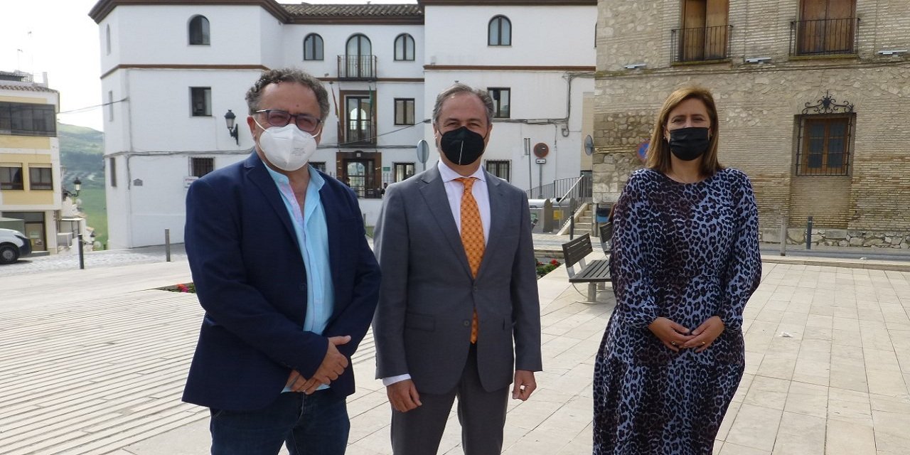 Pimentel anuncia ayudas de hasta 3.000 euros para empresas dedicadas al sector turístico en Andalucía