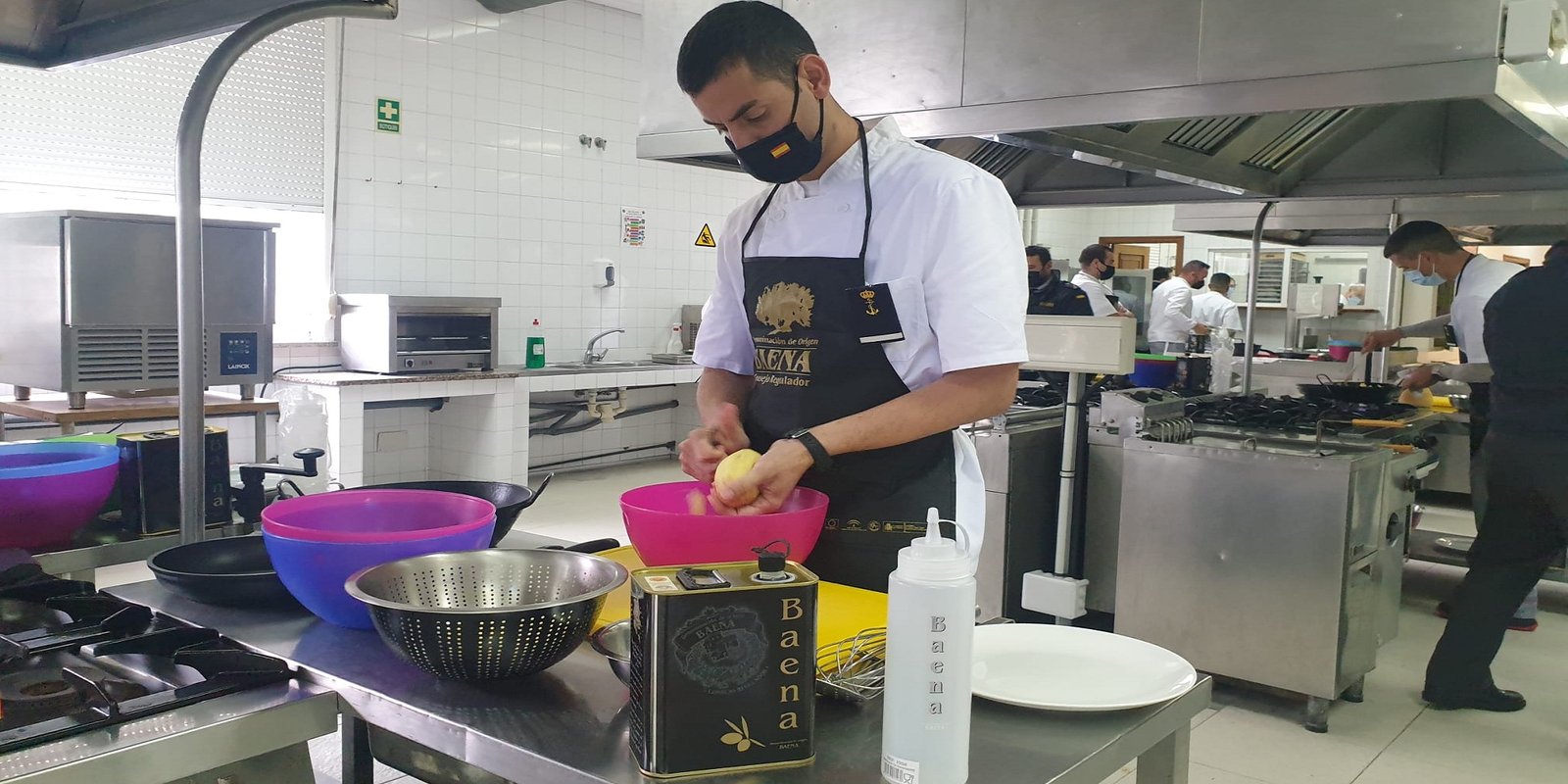 El concurso ‘DOP Baena’ de Tortilla Española recala en la Escuela de Hostelería de la Armada