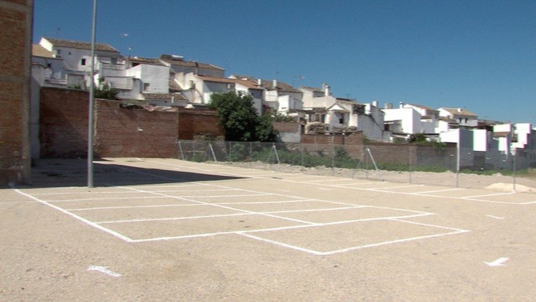 El Ayuntamiento abre al público el aparcamiento de La Cañada