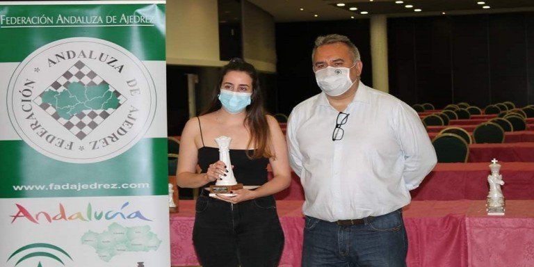 La ajedrecista baenense Mari Carmen Ordóñez suma su tercer título de campeona de Andalucía