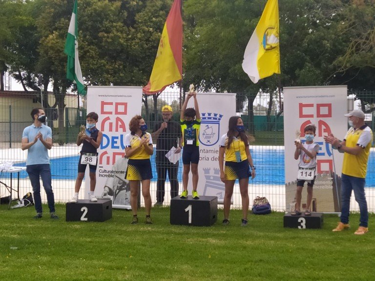 El pequeño triatleta Mario Delgado y el CN Baena protagonizan un fin de semana de éxitos para el deporte base de Baena