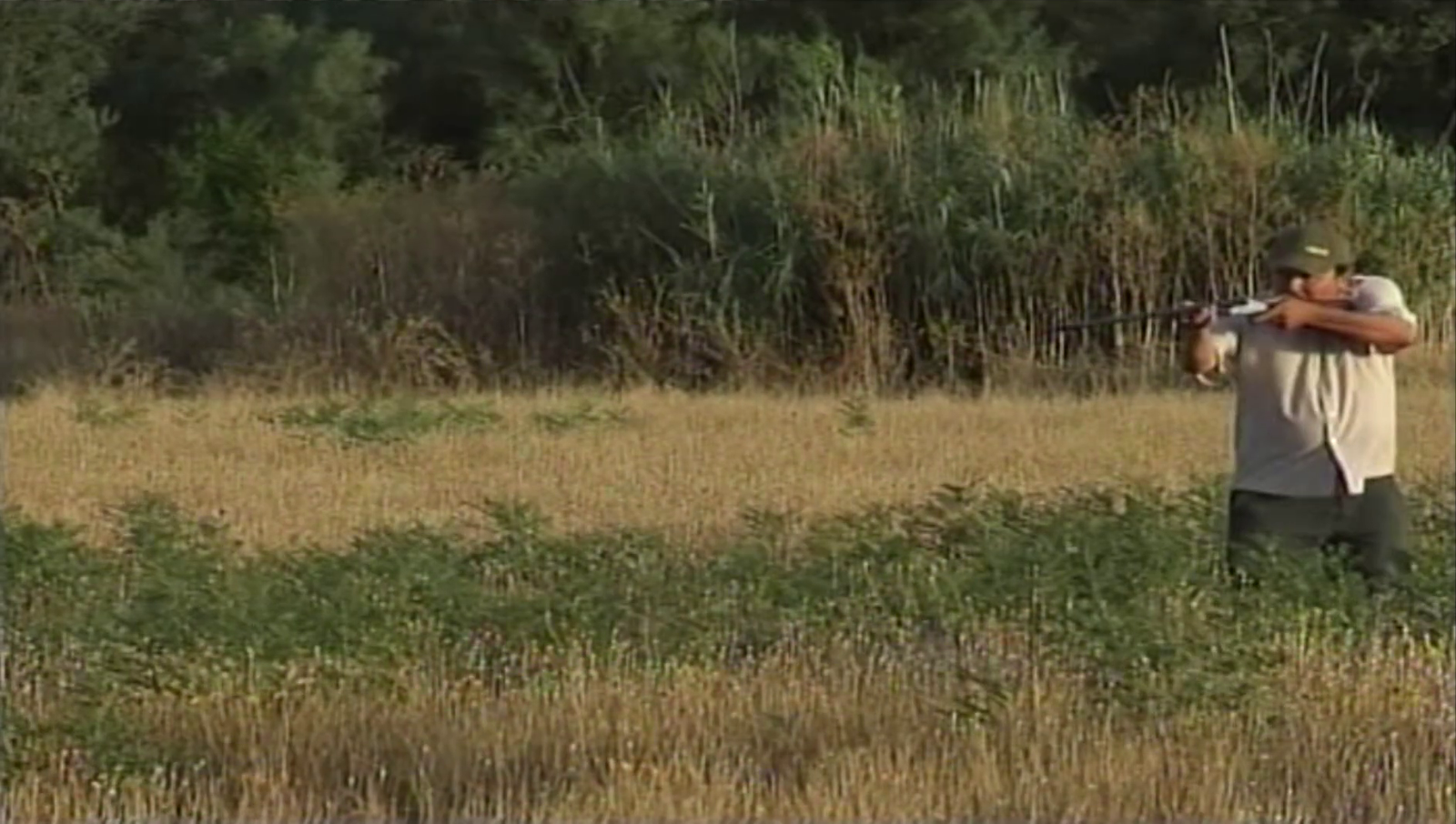 La temporada de caza comienza en Baena con el conejo y aguardos nocturnos de jabalí pero sin tórtolas