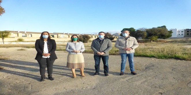 La Junta pone en venta una parcela de 4.642 metros en suelo terciario en Baena