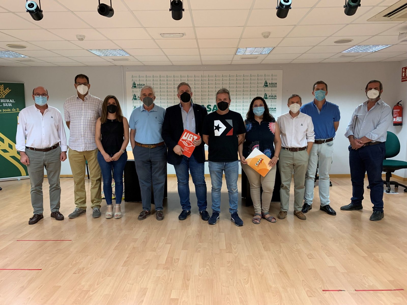 Patronal y sindicatos acuerdan el nuevo convenio del campo para los próximos tres años