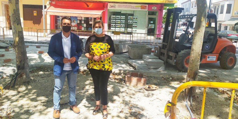 El PSOE denuncia el retraso en las obras de la plaza de Andalucía y “el caos en el que está sumida Baena”