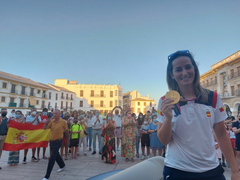Baena rinde tributo a Fátima Gálvez, su campeona olímpica