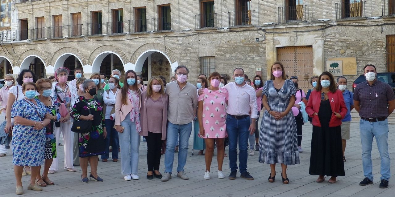 Baena celebra el Día contra el Cáncer de Mama con un acto de sensibilización hacia la enfermedad