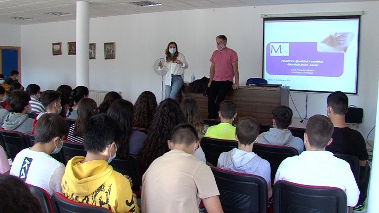 Igualdad comienza a impartir los talleres de formación para el X Certamen de Cortos contra la Violencia de Género