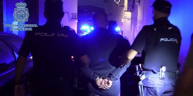 Detenido en Baena un peligroso delincuente que no volvió a la cárcel tras un permiso