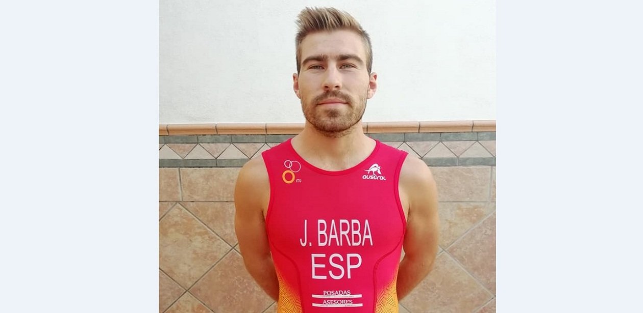 El ‘medialegua’ Javier Barba compite en Ibiza en el Campeonato del Mundo de Acuatlón 2023
