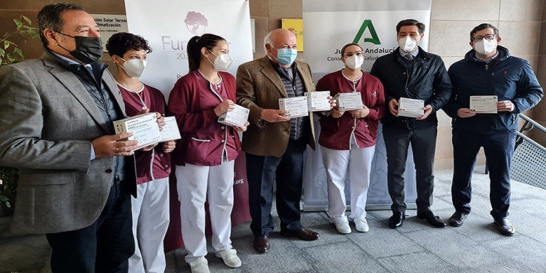 La Junta repartirá al mes más de 1,1 millones de mascarillas FFP2 en residencias de mayores