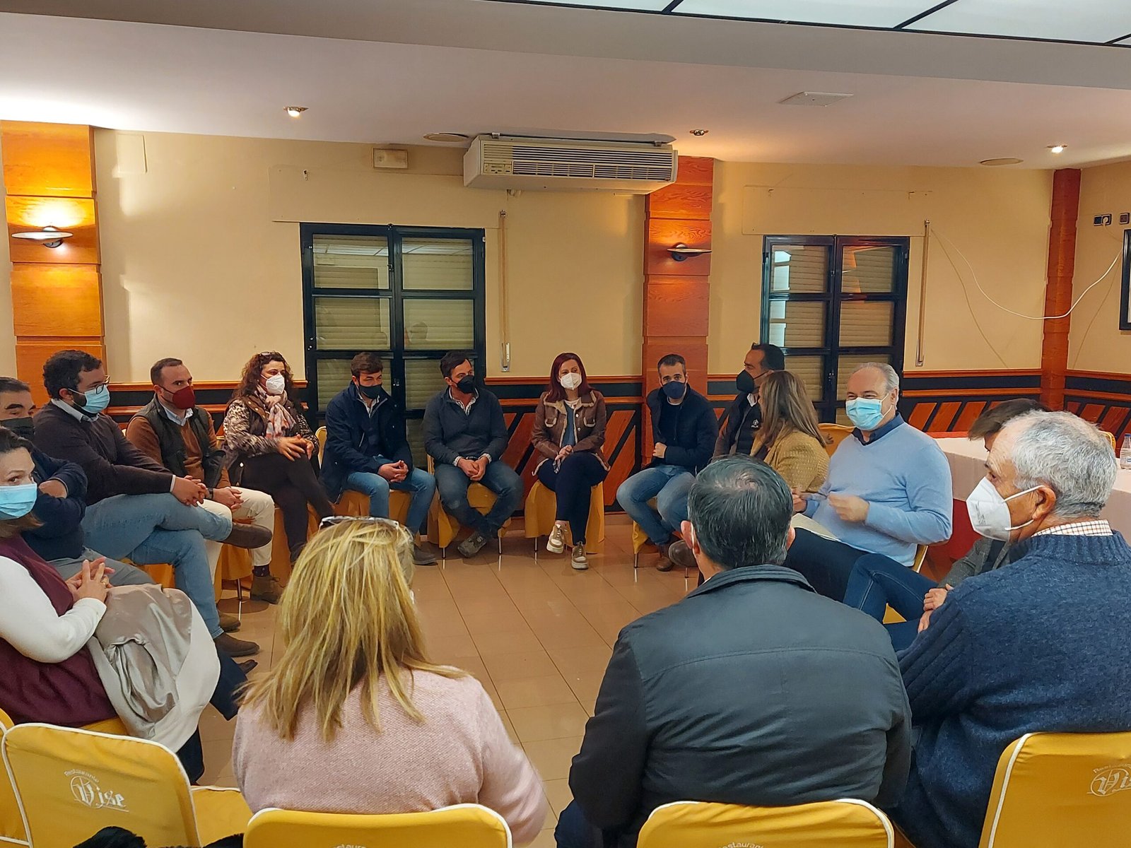 El PSOE inicia un proceso de “escucha activa” con los agricultores de Baena y Albendín