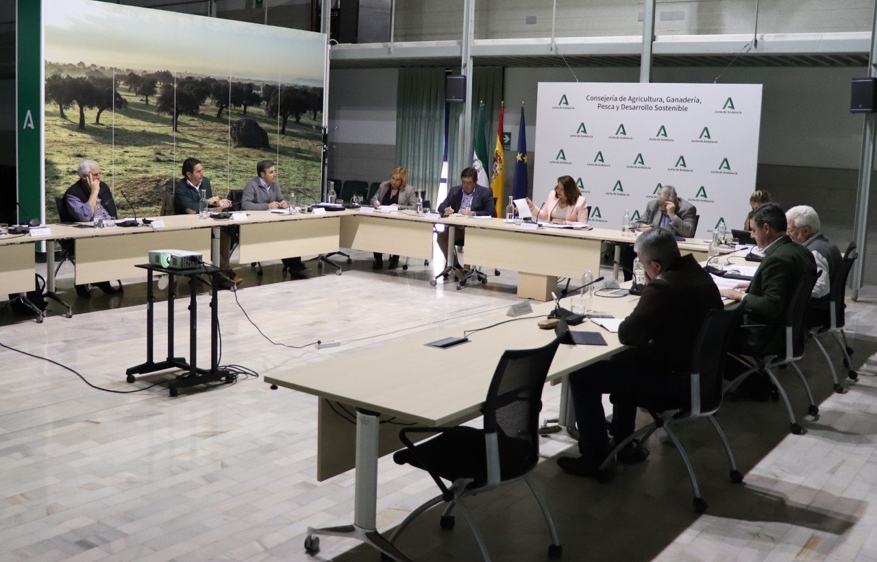 Junta y OPAS acuerdan una batería de propuestas urgentes que elevarán a la Mesa Nacional de la Sequía