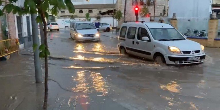 Una tromba de agua deja en Baena más de 10 litros en apenas 15 minutos