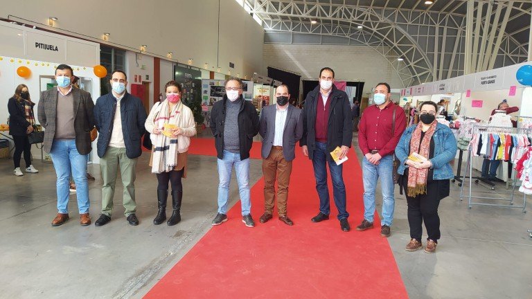 Un total de 20 comercios participan este fin de semana en la Feria del Stock y las Oportunidades