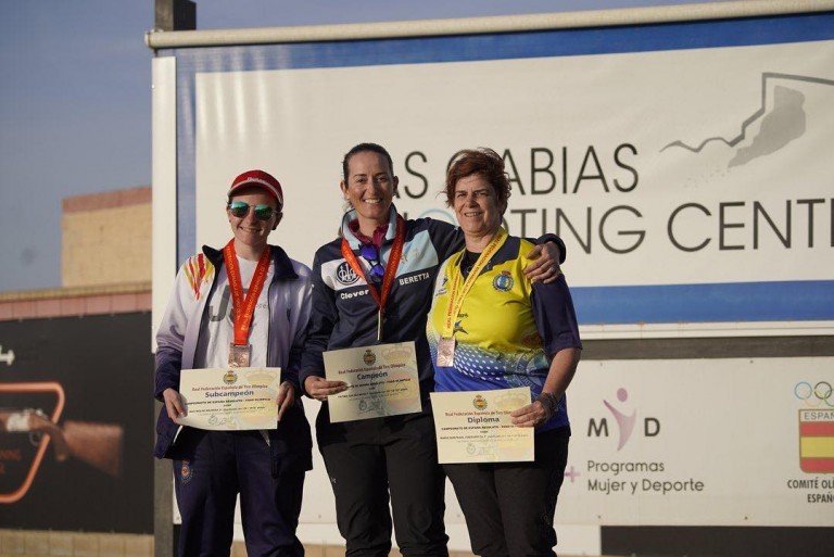 El deporte baenense también ha tenido su particular “entrada triunfal” en la Semana Santa