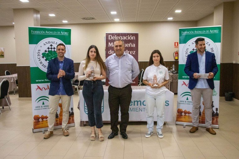Mari Carmen Ordóñez se proclama subcampeona de Andalucía de ajedrez y se clasifica para el Campeonato de España