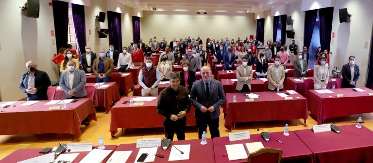 La Diputación de Córdoba acoge la firma de los convenios para la puesta en marcha del Plan ‘Más Provincia’