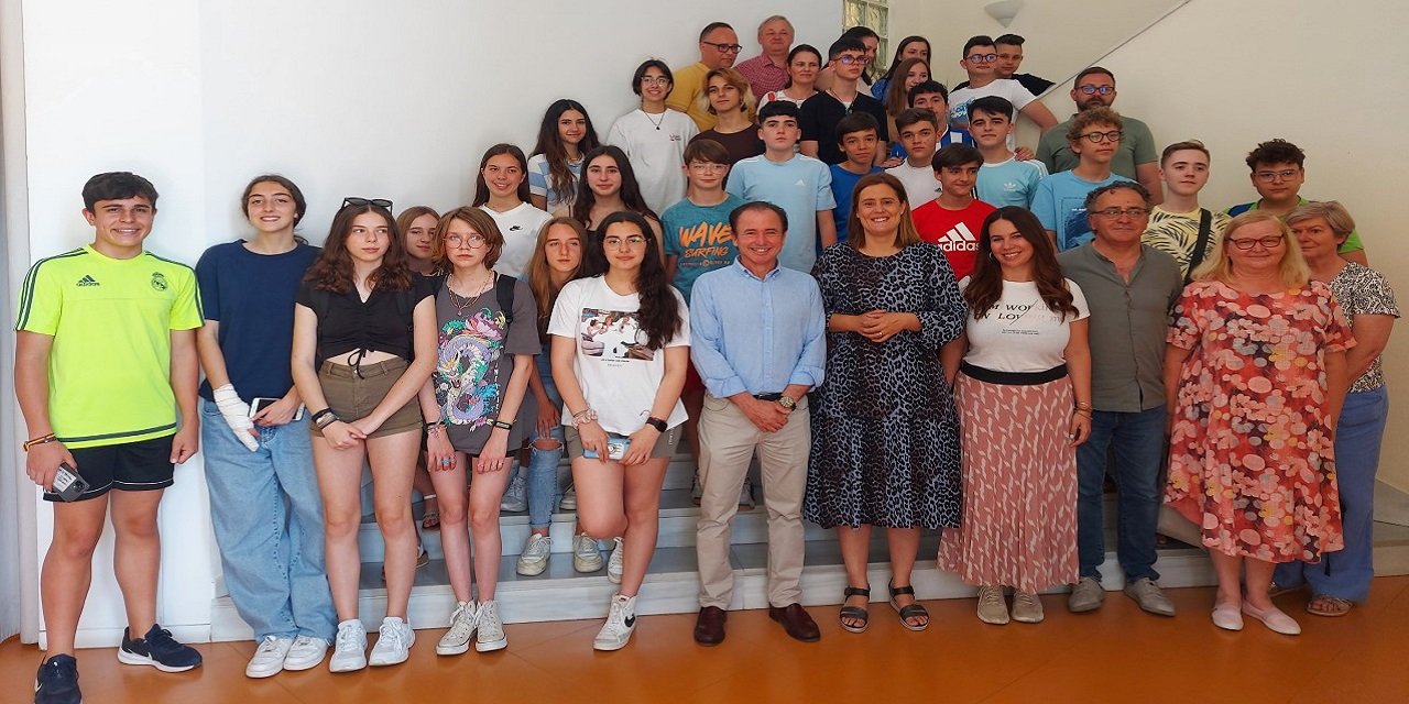 El Ayuntamiento de Baena recibe a los erasmus de intercambio del IES Luis Carrillo de Sotomayor