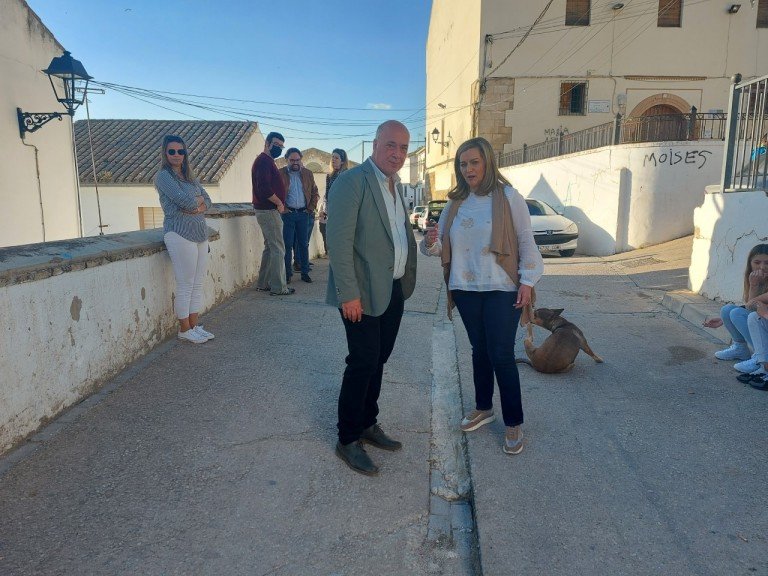 El PSOE de Baena critica el cierre y abandono del centro social de San Pedro