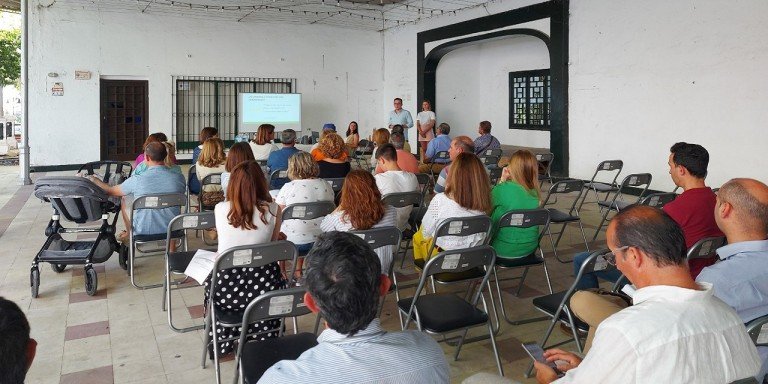 La Caja Rural de Baena organiza las I Jornadas de Educación Financiera para personas mayores
