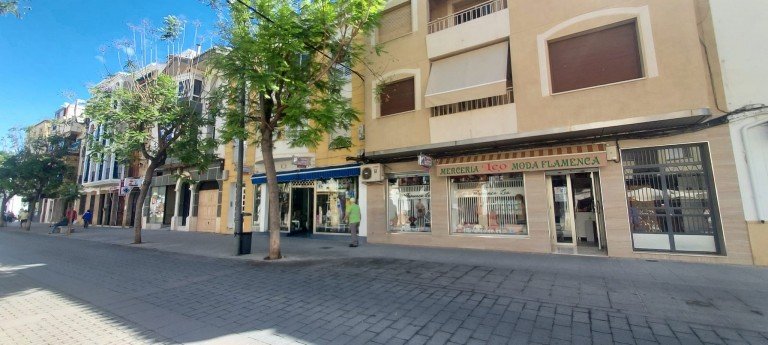 Sindicatos y patronal firman el convenio colectivo del Comercio de la provincia de Córdoba tras casi dos años de negociación