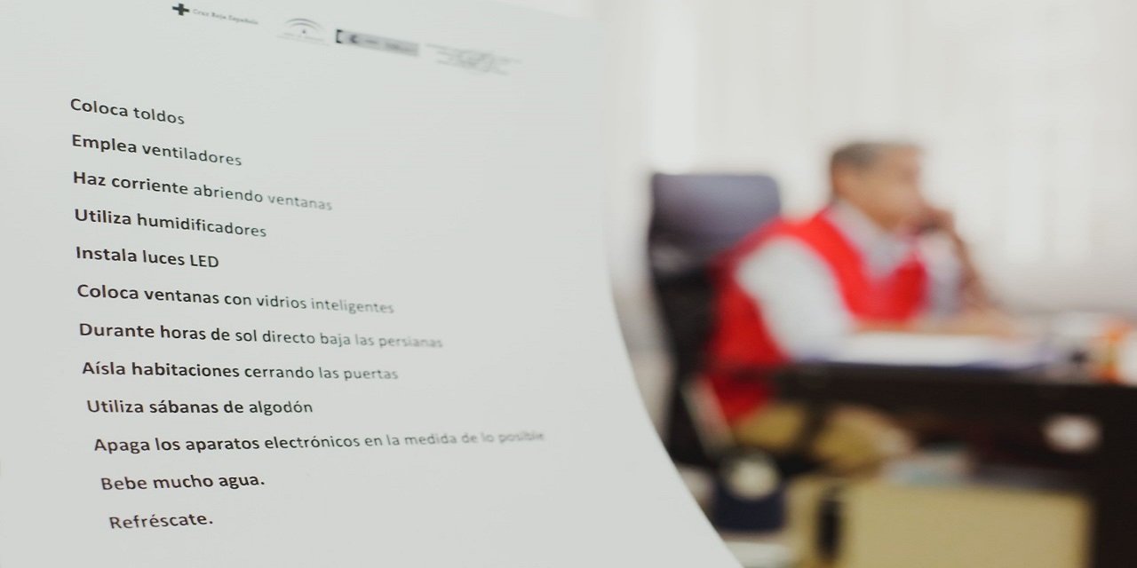 Cruz Roja ayuda a combatir la ola de calor a los colectivos especialmente vulnerables de Baena