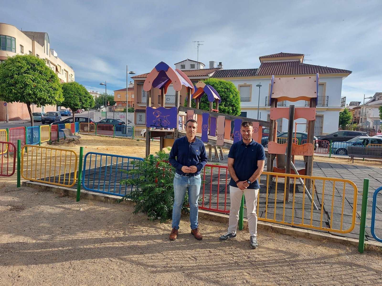 El PSOE de Baena exige a la alcaldesa invertir la partida de 160.000 euros del presupuesto en la mejora de los parques infantiles