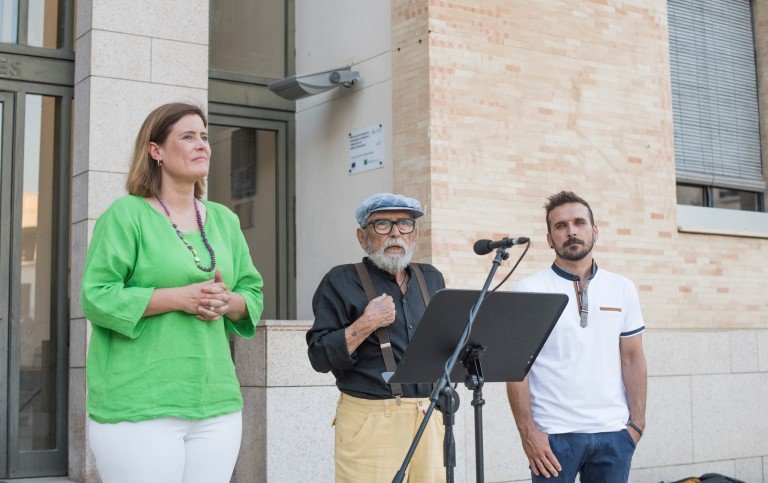 El artista Paco Ariza expone en Baena su obra escultórica ‘Homenaje al vuelo’