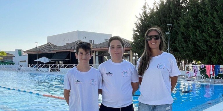 Doble cita para el deporte baenense con natación en Torremolinos y triatlón en Sierra Nevada