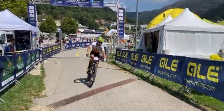 Carlos Tienda arranca muy fuerte en los Campeonatos Juveniles Europeos de MTB