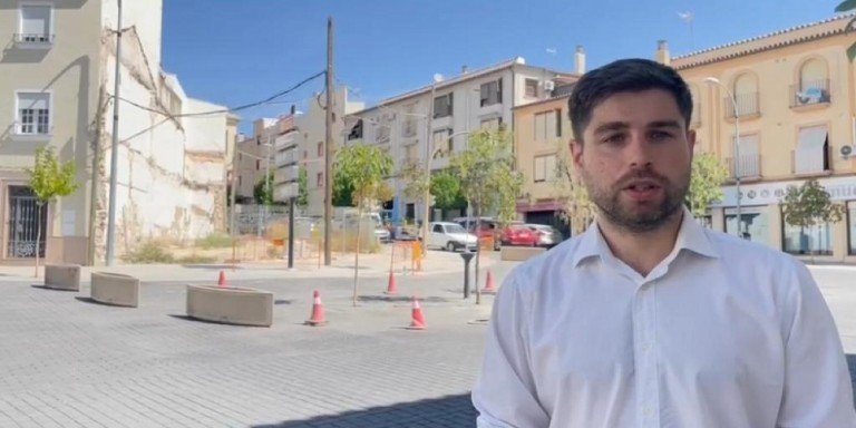 VOX pide soluciones al Ayuntamiento de Baena ante el caos que supone la remodelación de la avenida de Castro del Río