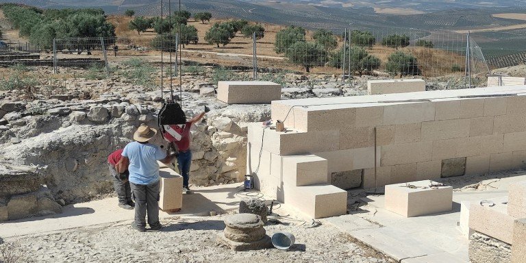 El PSOE de Córdoba denuncia la “falta de vigilancia” en el yacimiento de Torreparedones de Baena