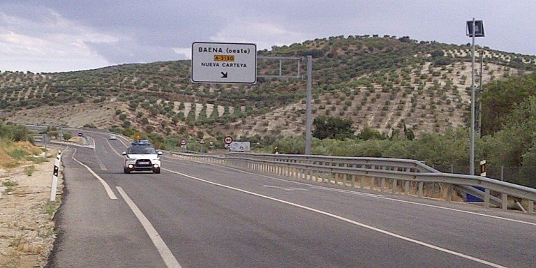 La subdelegada del Gobierno en Córdoba apoya un proceso de conversión de la N-432 en la autovía A-81 “con todas las garantías”