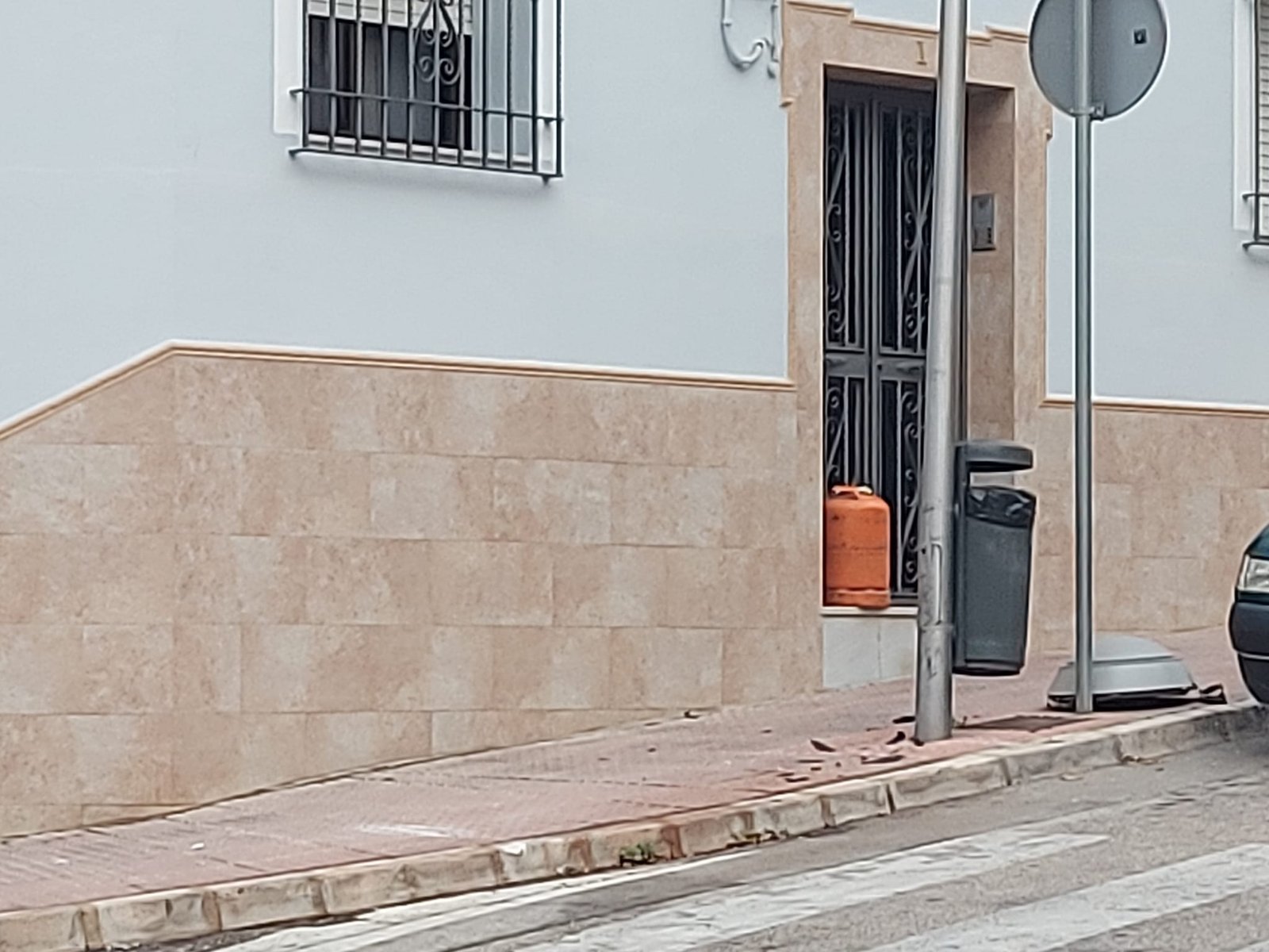 La Guardia Civil investiga al conductor que circuló en sentido contrario por la autovía A-318 y sin tener permiso de conducción