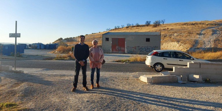 VOX denuncia el estado de abandono del parking de caravanas ‘Ciudad de Baena’ y pide soluciones al Ayuntamiento