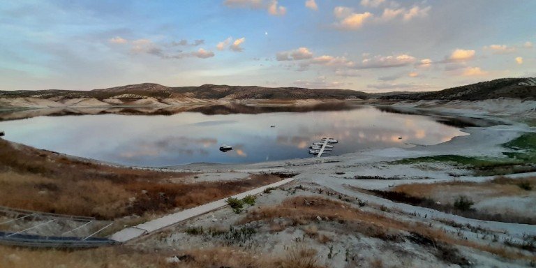 El pantano de Vadomojón supera el 30% de su capacidad y duplica el nivel de hace un año